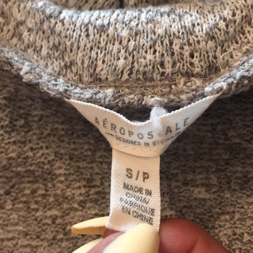 Aeropostale Women’s Sweater Small - Picture 3 of 4